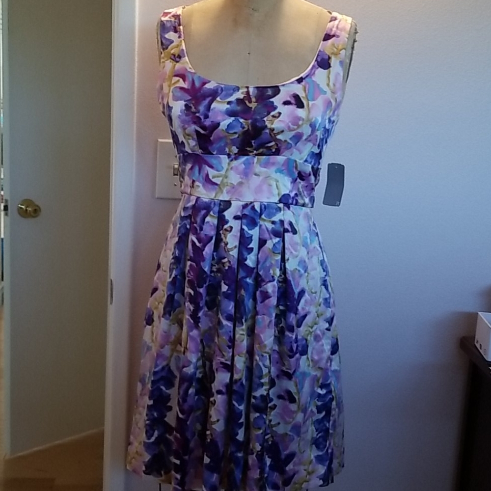 NWT Forever 21 floral watercolor satin pleat dress